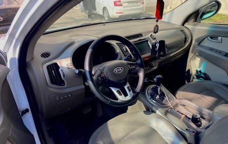 KIA Sportage III, 2011 год, 1 300 000 рублей, 6 фотография