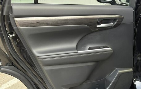 Toyota Highlander, 2025 год, 5 465 000 рублей, 33 фотография