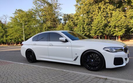 BMW 5 серия, 2021 год, 5 500 000 рублей, 4 фотография