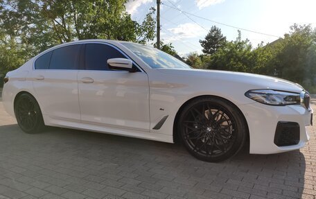 BMW 5 серия, 2021 год, 5 500 000 рублей, 22 фотография