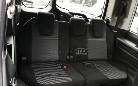 Honda Stepwgn IV, 2017 год, 1 850 000 рублей, 14 фотография