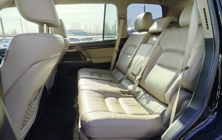 Toyota Land Cruiser 200, 2008 год, 2 600 000 рублей, 12 фотография