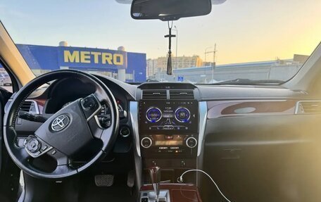 Toyota Camry, 2014 год, 1 790 000 рублей, 16 фотография