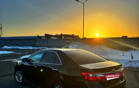 Toyota Camry, 2014 год, 1 790 000 рублей, 4 фотография