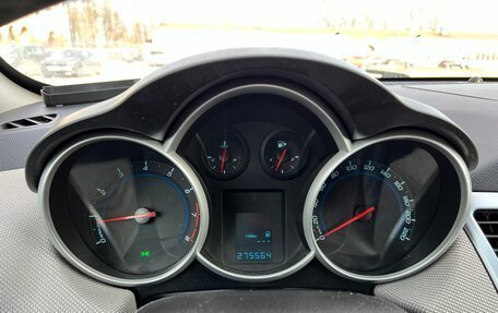 Chevrolet Cruze II, 2011 год, 550 000 рублей, 2 фотография