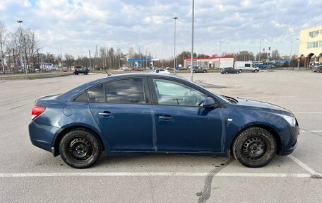 Chevrolet Cruze II, 2011 год, 550 000 рублей, 4 фотография