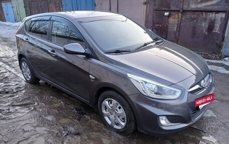 Hyundai Solaris II рестайлинг, 2014 год, 745 000 рублей, 6 фотография
