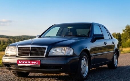 Mercedes-Benz C-Класс, 1995 год, 270 000 рублей, 1 фотография