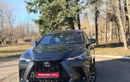 Lexus NX, 2022 год, 5 300 000 рублей, 1 фотография