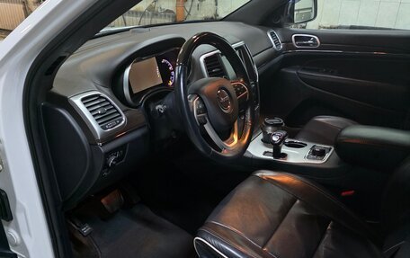Jeep Grand Cherokee, 2013 год, 3 000 000 рублей, 14 фотография