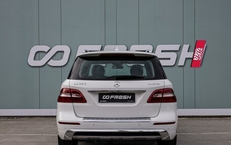 Mercedes-Benz M-Класс, 2013 год, 3 099 000 рублей, 4 фотография