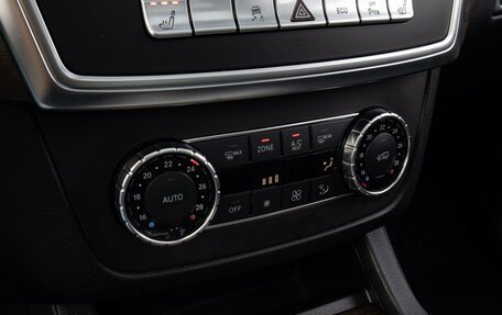 Mercedes-Benz M-Класс, 2013 год, 3 099 000 рублей, 21 фотография