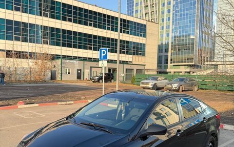 Hyundai Solaris II рестайлинг, 2015 год, 395 000 рублей, 2 фотография