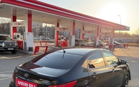 Hyundai Solaris II рестайлинг, 2015 год, 395 000 рублей, 4 фотография