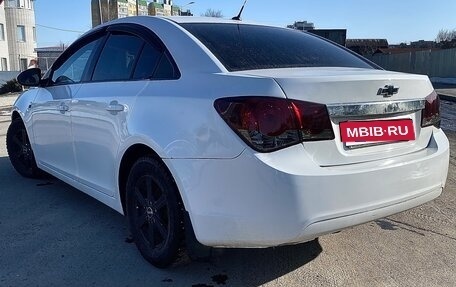 Chevrolet Cruze II, 2011 год, 650 000 рублей, 7 фотография
