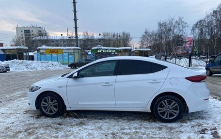 Hyundai Elantra VI рестайлинг, 2017 год, 1 150 000 рублей, 4 фотография