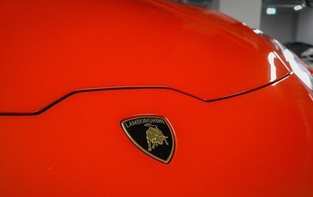 Lamborghini Huracán, 2019 год, 21 000 000 рублей, 16 фотография