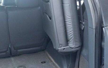 Toyota Land Cruiser Prado 120 рестайлинг, 2008 год, 3 100 000 рублей, 21 фотография