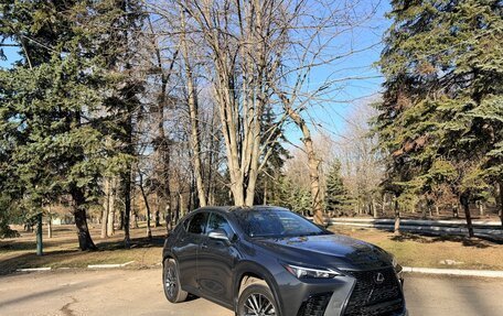 Lexus NX, 2022 год, 5 300 000 рублей, 2 фотография