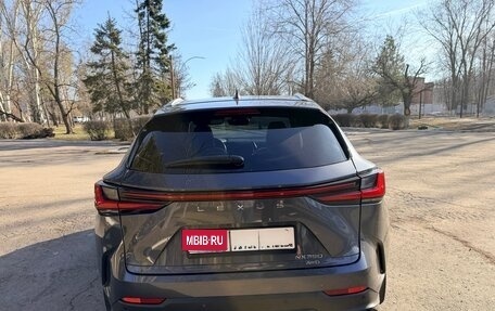 Lexus NX, 2022 год, 5 300 000 рублей, 11 фотография