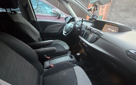 Citroen C4 Picasso II рестайлинг, 2016 год, 1 400 000 рублей, 10 фотография