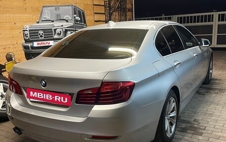 BMW 5 серия, 2016 год, 2 000 000 рублей, 3 фотография