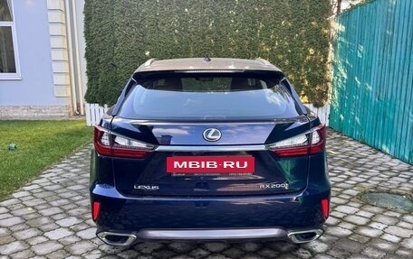 Lexus RX IV рестайлинг, 2017 год, 2 900 000 рублей, 2 фотография