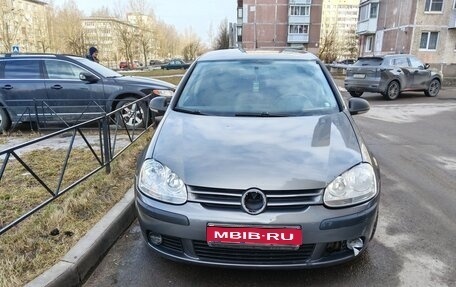 Volkswagen Golf V, 2008 год, 420 000 рублей, 1 фотография