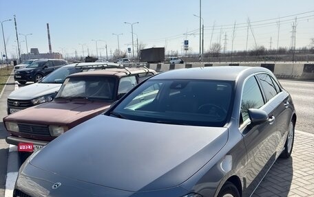 Mercedes-Benz A-Класс, 2018 год, 2 250 000 рублей, 1 фотография