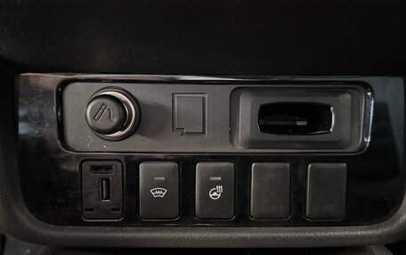 Mitsubishi Outlander III рестайлинг 3, 2018 год, 1 799 000 рублей, 18 фотография