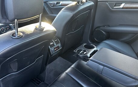 Mercedes-Benz C-Класс, 2011 год, 2 150 000 рублей, 14 фотография