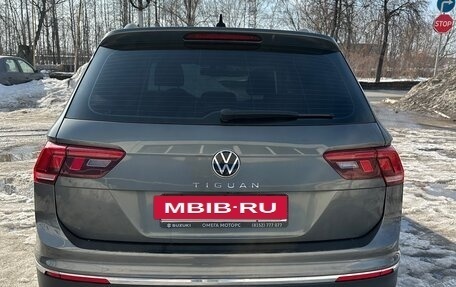 Volkswagen Tiguan II, 2021 год, 2 470 000 рублей, 7 фотография