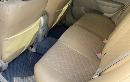 Toyota Avensis III рестайлинг, 2006 год, 790 000 рублей, 10 фотография