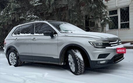 Volkswagen Tiguan II, 2020 год, 2 800 000 рублей, 5 фотография