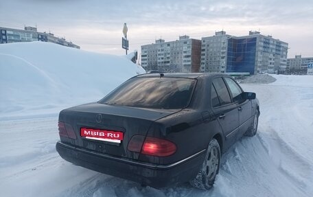 Mercedes-Benz E-Класс, 1999 год, 337 000 рублей, 3 фотография