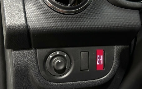 Renault Sandero II рестайлинг, 2019 год, 1 050 000 рублей, 12 фотография