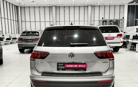 Volkswagen Tiguan II, 2019 год, 2 750 000 рублей, 6 фотография