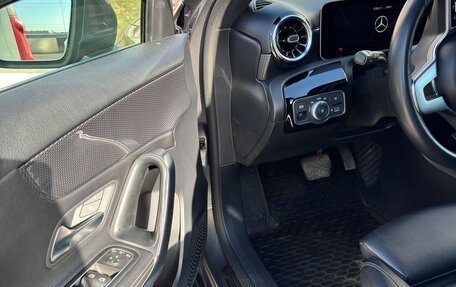 Mercedes-Benz A-Класс, 2018 год, 2 250 000 рублей, 9 фотография