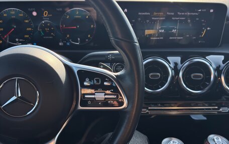 Mercedes-Benz A-Класс, 2018 год, 2 250 000 рублей, 14 фотография