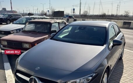 Mercedes-Benz A-Класс, 2018 год, 2 250 000 рублей, 15 фотография