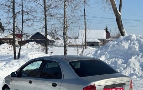 Chevrolet Aveo III, 2005 год, 235 000 рублей, 6 фотография