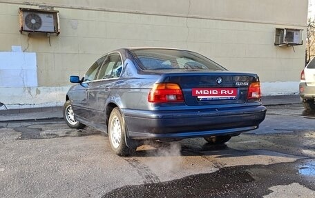 BMW 5 серия, 2003 год, 1 650 000 рублей, 12 фотография