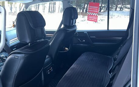 Mitsubishi Pajero IV, 2008 год, 1 700 000 рублей, 10 фотография