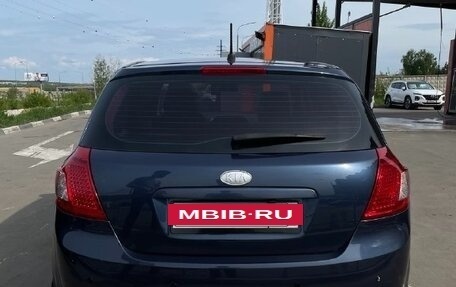 KIA cee'd I рестайлинг, 2010 год, 650 000 рублей, 6 фотография