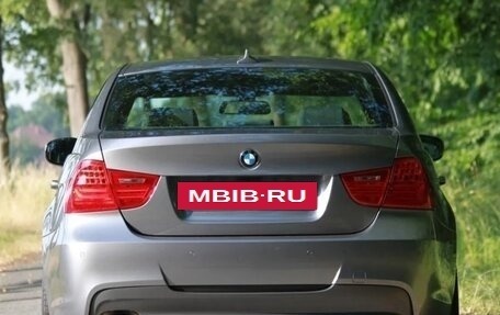 BMW 3 серия, 2011 год, 560 000 рублей, 3 фотография