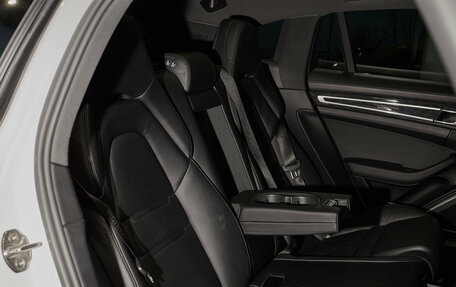 Porsche Panamera II рестайлинг, 2019 год, 7 700 000 рублей, 12 фотография