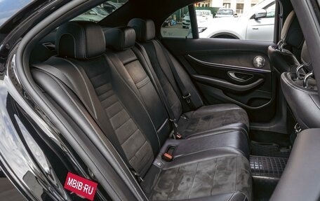 Mercedes-Benz E-Класс, 2018 год, 3 470 000 рублей, 7 фотография