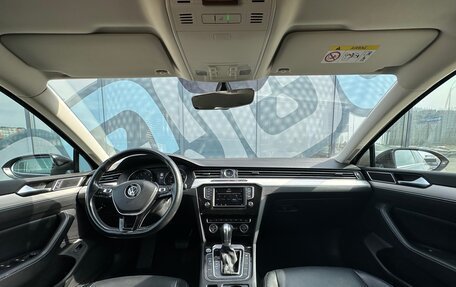 Volkswagen Passat B8 рестайлинг, 2017 год, 1 799 000 рублей, 2 фотография