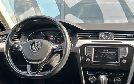 Volkswagen Passat B8 рестайлинг, 2017 год, 1 799 000 рублей, 12 фотография
