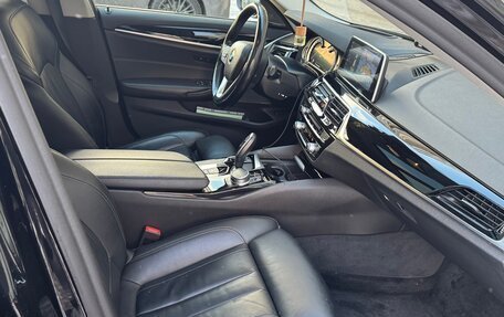 BMW 5 серия, 2018 год, 2 699 000 рублей, 7 фотография